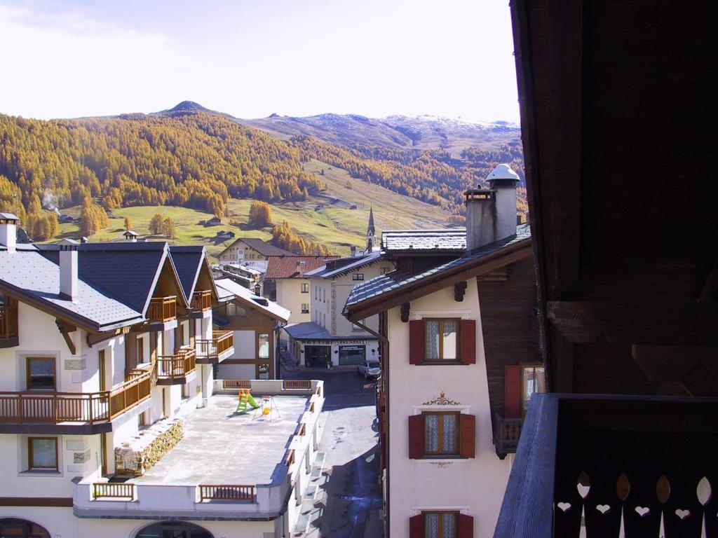 Chalet La Nuvola Livigno Bagian luar foto